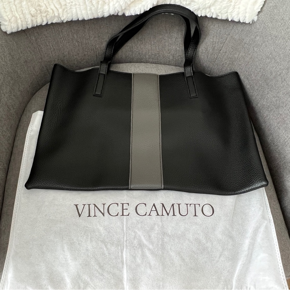 Ladies Vince Camuto tote